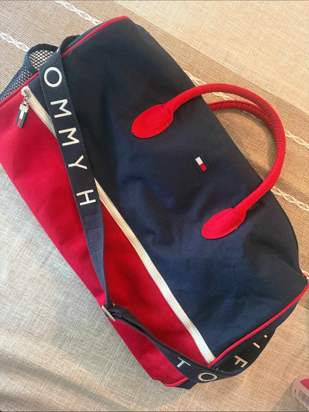Tommy Hilfiger Navy and Red Two-Tone Duffel Bag - Picture 3 of 5